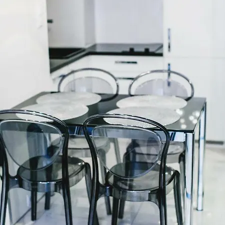 Marszalkowska 140 By Homeprime Apartment