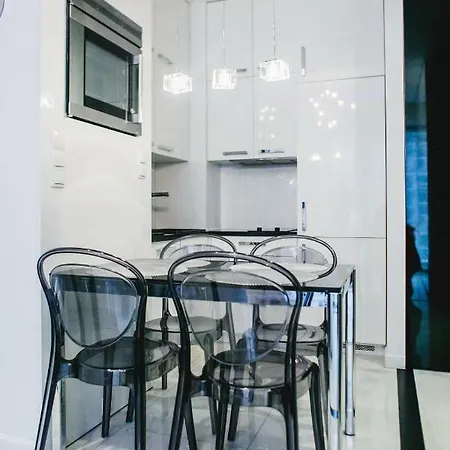 Marszalkowska 140 By Homeprime Apartment *